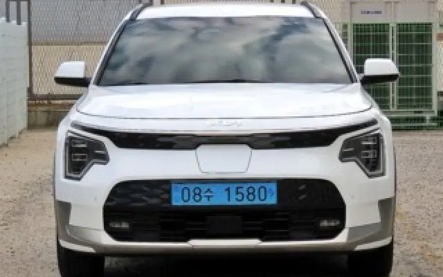 니로 중고차 디 올 뉴 니로 EV 어스 매물 사진 20 - 2023/03 68,873km