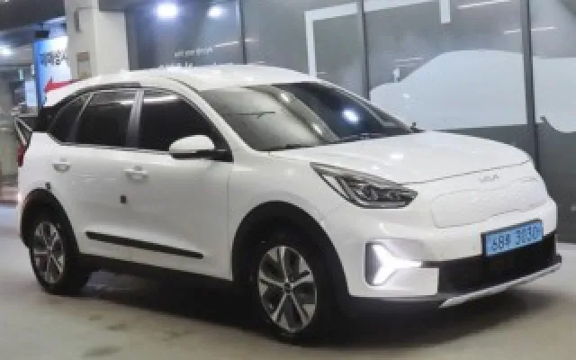 니로 중고차 니로 플러스 EV 에어 매물 사진 1 - 2022/08 74,762km